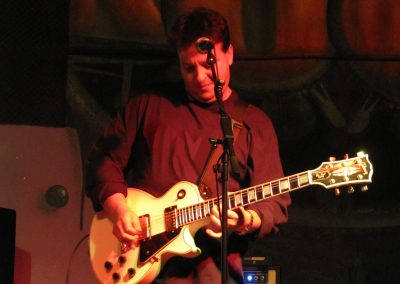 Jose María Lora3 - Voz y guitarras